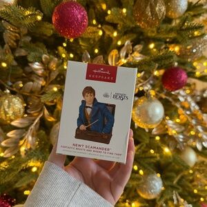 NWT Hallmark Keepsake Newt Scamander Harry Potter Fantastic Beasts